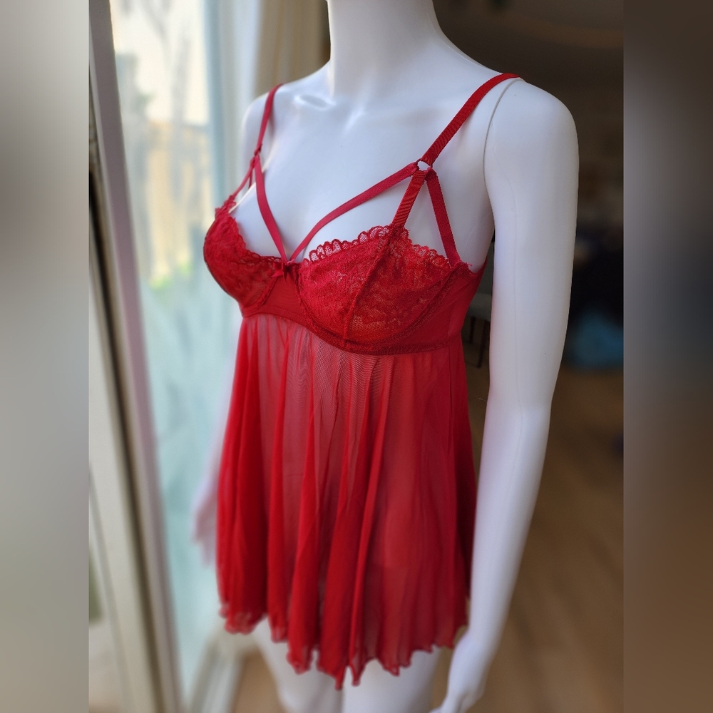 Maidenform Red Lace Babydoll 34B!